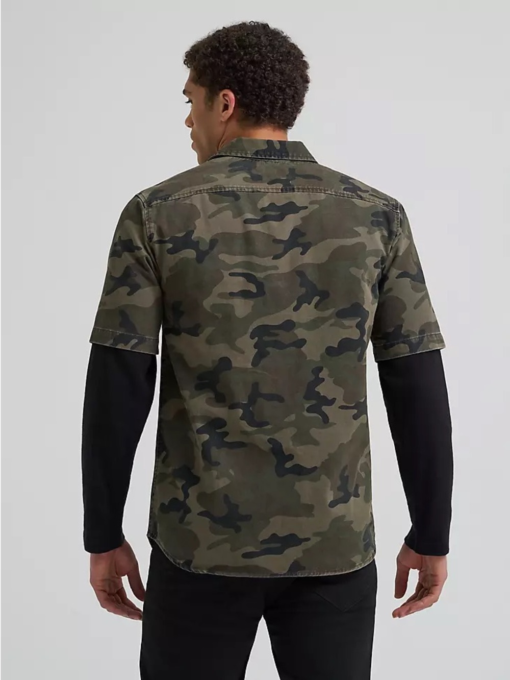 Lee Men's Olive Green Camo Short-Sleeve Field Shirt Jacket - Picture 6 of 6